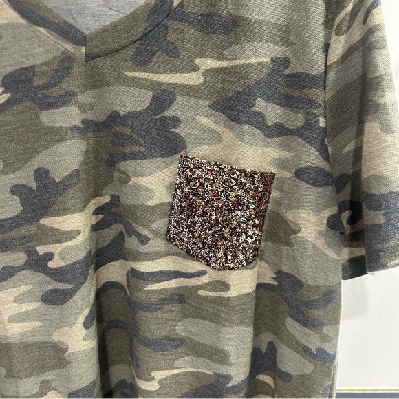 Plus Size Camo T-Shirt with Sequin Pocket - Picture 9 of 9